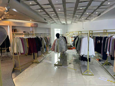 满客服装设计 零售服装行业的创新与实践